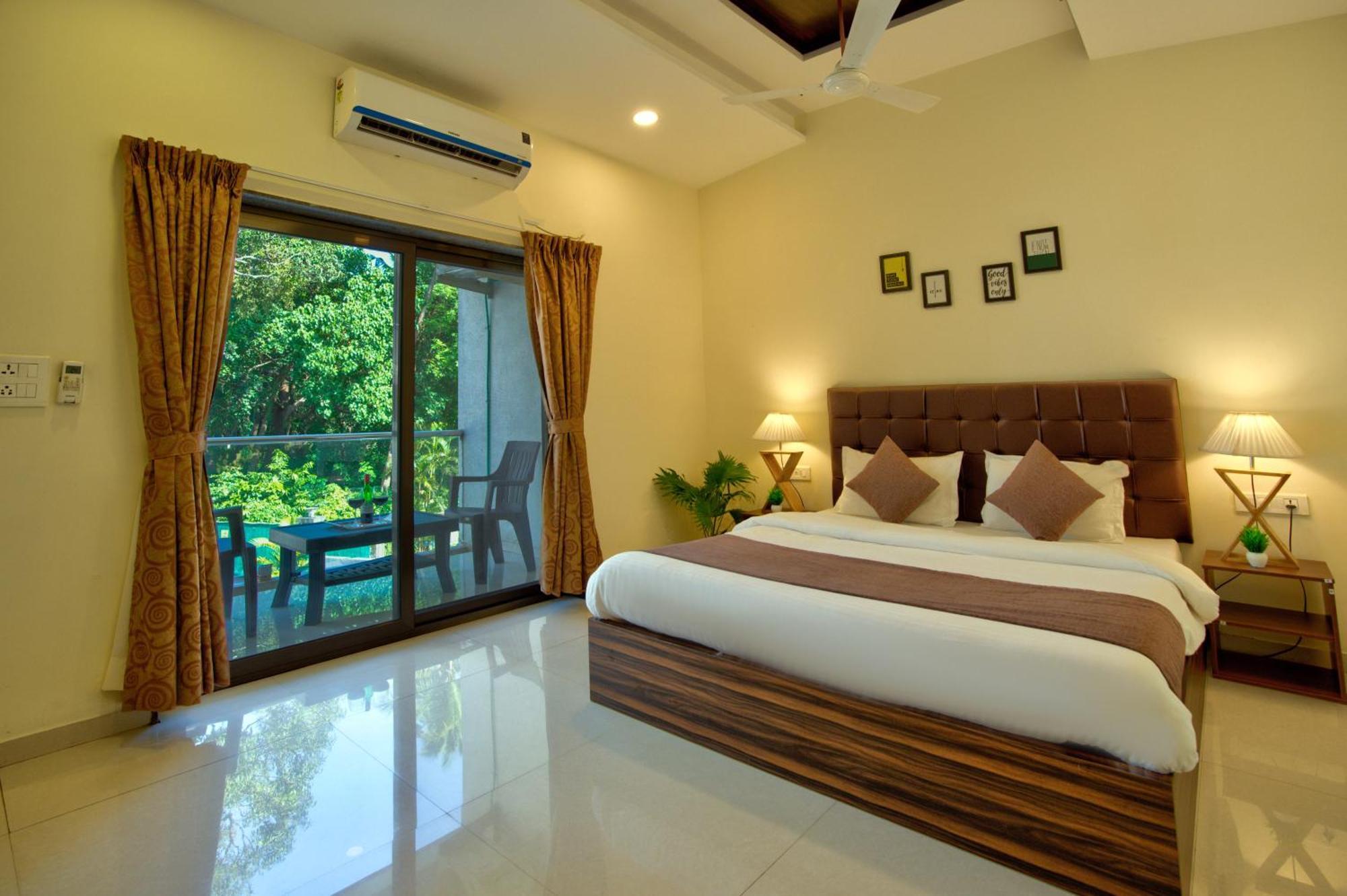 Luxury 3bhk By Bluewave Hospitality Candolim